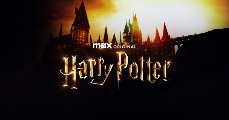 Ilyenek lesznek a Harry Potter sorozat színészei, befutott az első fotó a forgatásról - mire készüljünk szülőként?