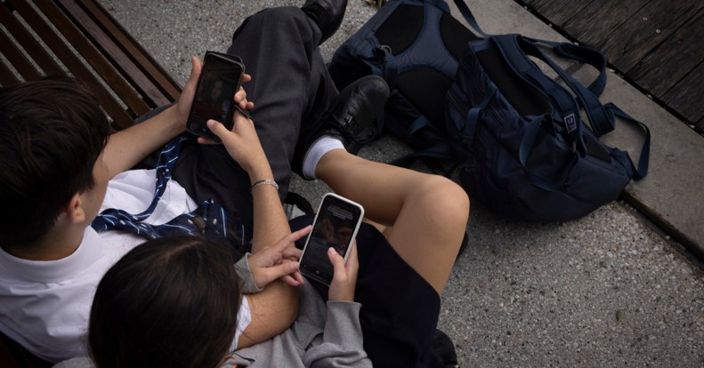 Hiába a szigorú tiltás, az ausztrál tinik még mindig elérik a közösségi média alkalmazásokat