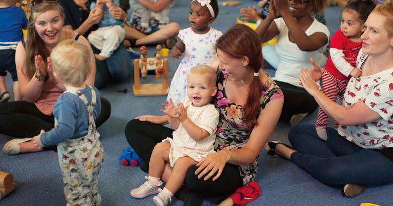 Tényleg össze lehet rakni laboratóriumban egy olyan dalt, amitől a csecsemők megnyugszanak?