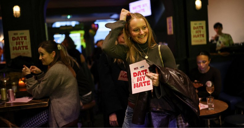 A randiappok helyett rólunk készült prezentációkkal ismerkedünk majd kocsmákban?