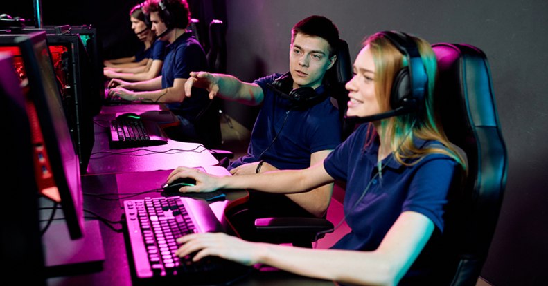 E-sportból megélni? Megnéztük, hol kezdődhet ma egy ilyen karrier Magyarországon